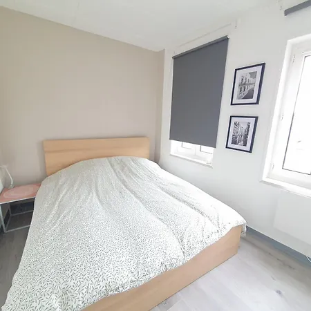 C5 Petit Deux Pieces Centre דירה קמברה